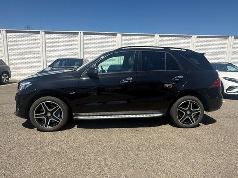 Certified 2017 Mercedes-Benz GLE 550e image 2