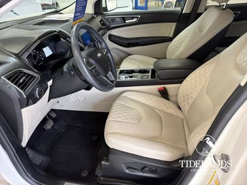 Certified 2023 Ford Edge Titanium AWD/4WD image 11