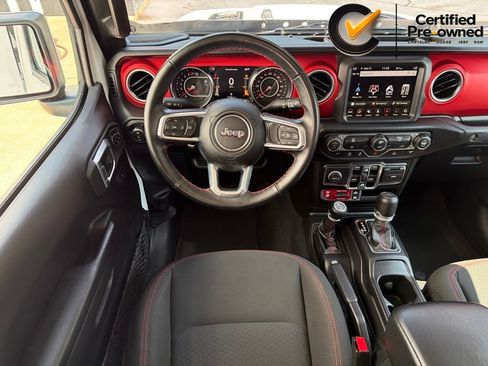 Certified 2021 Jeep Gladiator Rubicon AWD/4WD image 5