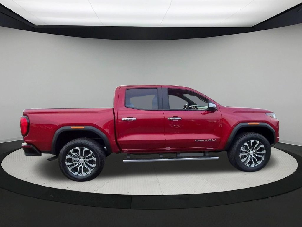 New 2026 GMC Canyon Denali AWD/4WD image 6