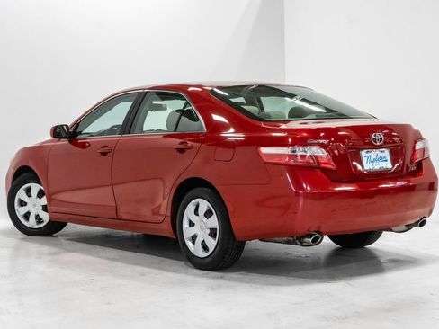 Used 2009 Toyota Camry LE FWD image 22
