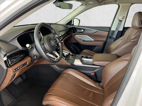 Used 2023 Acura MDX SH-AWD w/ Advance Package image 9