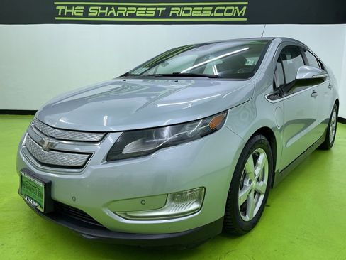 Used 2013 Chevrolet Volt w/ Enhanced Safety Package 2 image 5