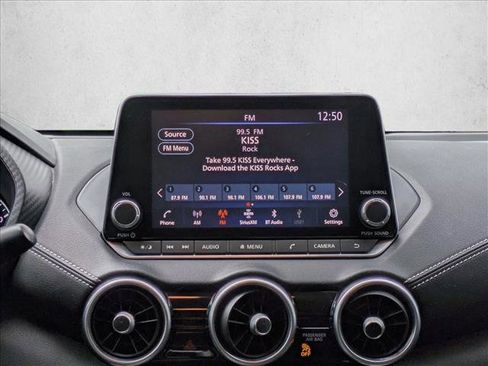 Used 2021 Nissan Sentra SV w/ Trunk Package image 18