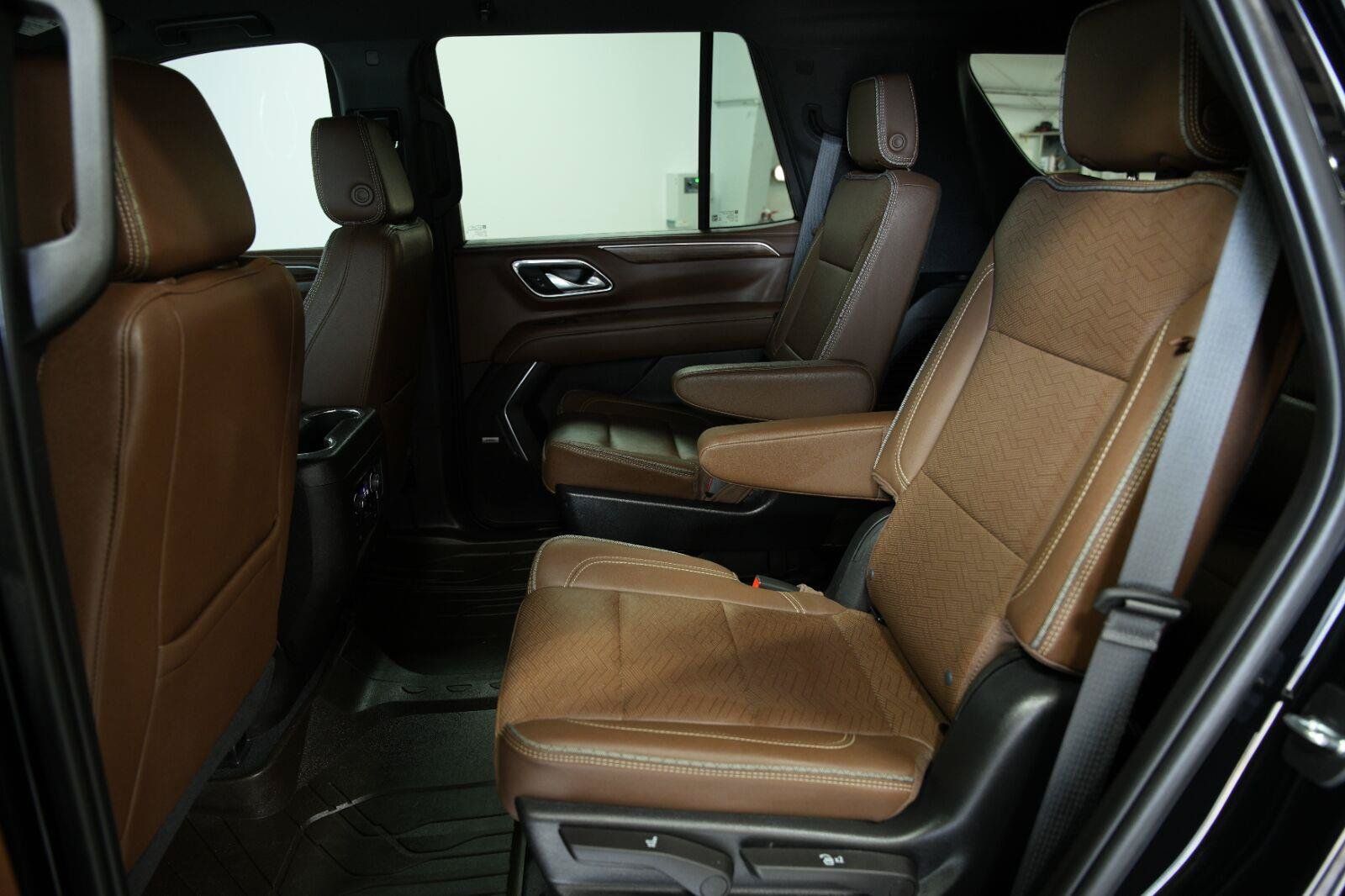 Certified 2023 Chevrolet Tahoe High Country AWD/4WD image 38