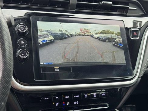 Used 2022 Chevrolet Bolt EUV LT image 15