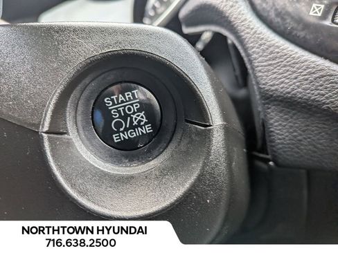 Used 2018 Jeep Compass Latitude w/ Popular Equipment Group image 17