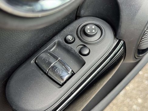 Used 2024 MINI Cooper S FWD image 14
