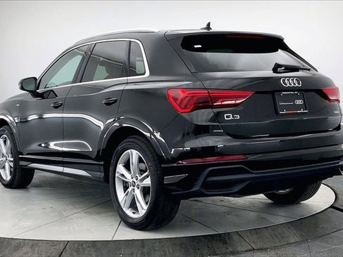Certified 2024 Audi Q3 2.0T Premium Plus image 12