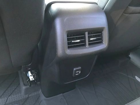 Certified 2019 Chevrolet Equinox LT w/ LPO, Floor Liner Package image 18