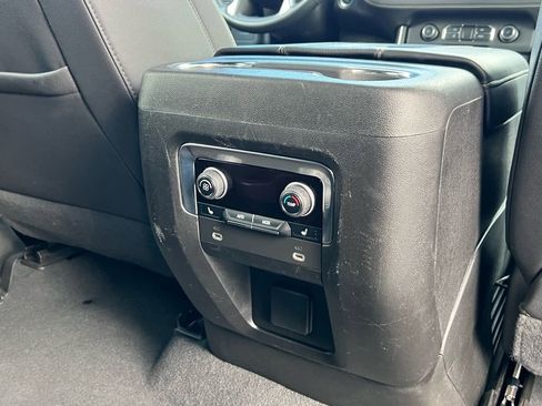 Certified 2023 Chevrolet Suburban Premier image 22