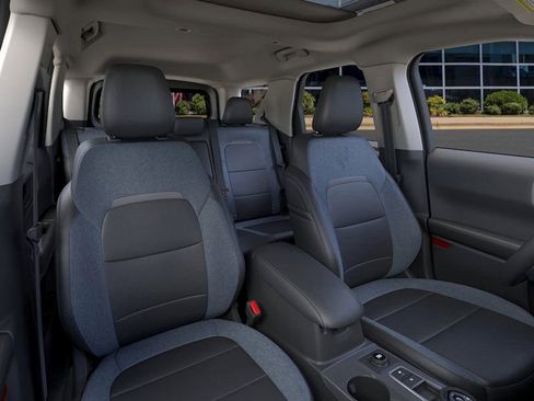 New 2025 Ford Bronco Sport Outer Banks w/ Outer Banks Tech Package+ AWD/4WD image 10