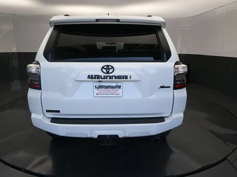Used 2023 Toyota 4Runner SR5 Premium w/ Moonroof Package AWD/4WD image 2