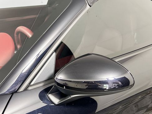 Used 2024 Porsche 718 Boxster RWD image 12