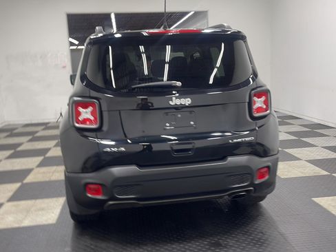 Used 2019 Jeep Renegade Limited w/ UConnect 8.4 Nav Group AWD/4WD image 16