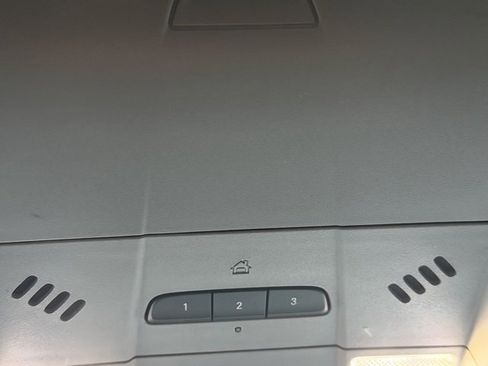 Used 2020 GMC Terrain SLT w/ Preferred Package image 54