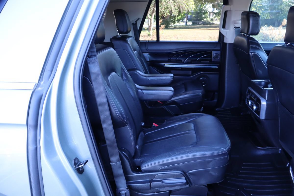 Used 2019 Ford Expedition Max Platinum AWD/4WD image 23
