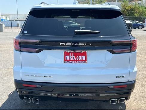 New 2026 GMC Acadia Denali Ultimate w/ LPO, Floor Liner Package AWD/4WD image 12