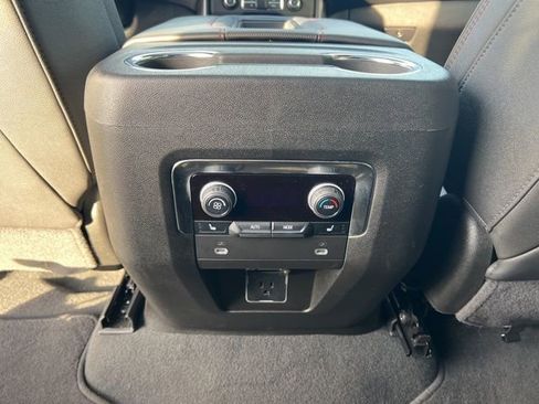 Used 2024 Chevrolet Suburban RST w/ Luxury Package image 22