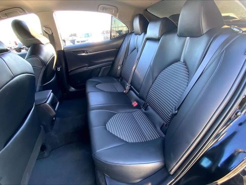 Used 2024 Toyota Camry SE image 19