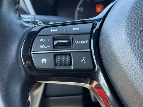 Used 2025 Honda HR-V Sport image 18