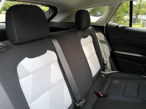 Used 2024 Chevrolet Trax LS w/ LS Convenience Package FWD image 20