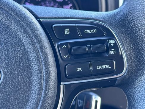 Used 2018 Kia Sportage LX AWD/4WD image 9