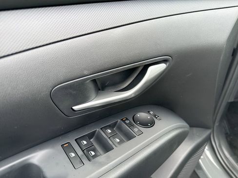 Used 2026 Hyundai Santa Cruz SEL image 17