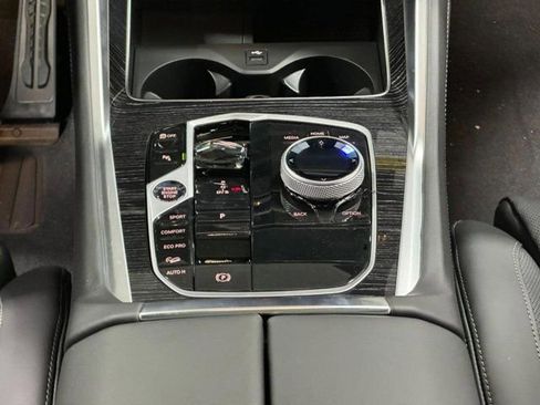 New 2026 BMW X6 M60i image 17