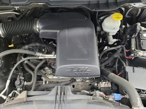 Used 2022 RAM 1500 Classic SLT w/ Electronics Group AWD/4WD image 30