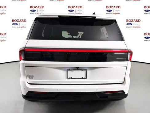 New 2026 Lincoln Navigator L Black Label AWD/4WD image 6