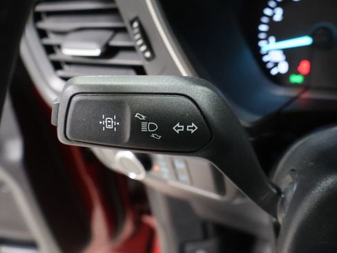 Used 2022 Ford Escape SE w/ Cold Weather Package image 37