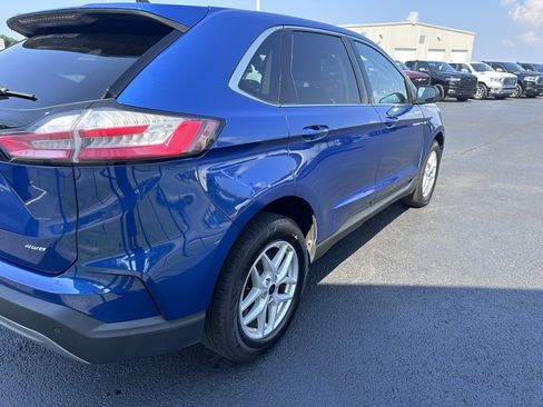 Used 2023 Ford Edge SEL image 25