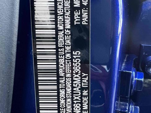 Used 2021 Maserati Levante image 12