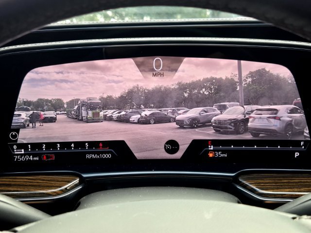 Used 2021 Cadillac Escalade Luxury RWD image 23