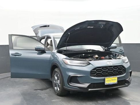 New 2026 Honda HR-V LX image 36