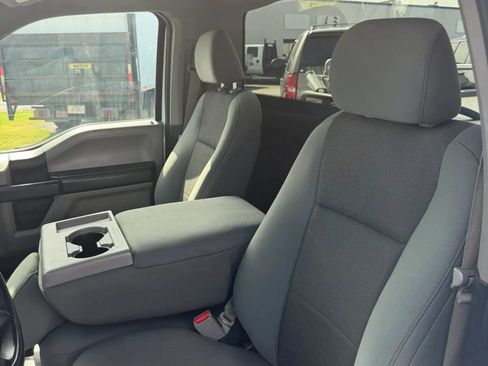 Used 2017 Ford F150 XL w/ Equipment Group 101A Mid RWD image 9