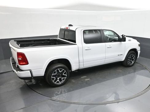 Used 2025 RAM 1500 Laramie AWD/4WD image 29