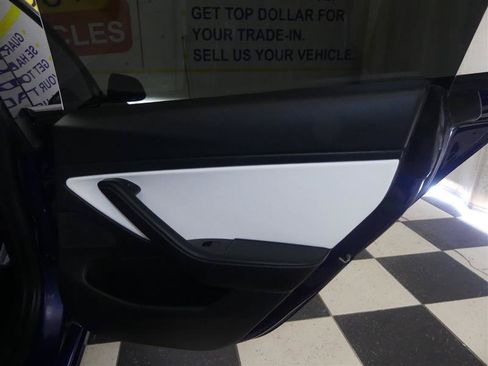 Used 2020 Tesla Model 3 Performance AWD/4WD image 23