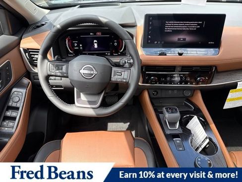 New 2026 Nissan Rogue Platinum AWD/4WD image 19