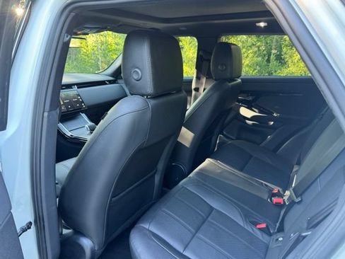 Used 2024 Land Rover Range Rover Evoque Dynamic SE AWD/4WD image 12