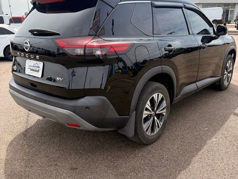 Used 2021 Nissan Rogue SV FWD image 6