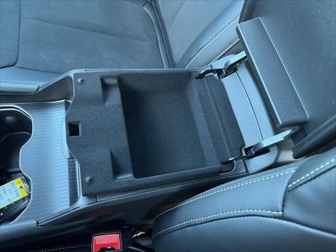 New 2025 Jeep Grand Cherokee L Altitude image 30