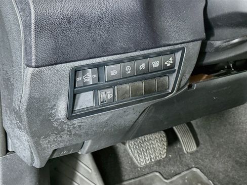 Used 2023 Toyota Tundra SR5 w/ SR5 Convenience Package RWD image 17