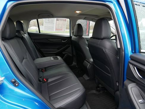 Used 2023 Subaru Impreza 2.0i Limited w/ Popular Package #2 AWD/4WD image 9