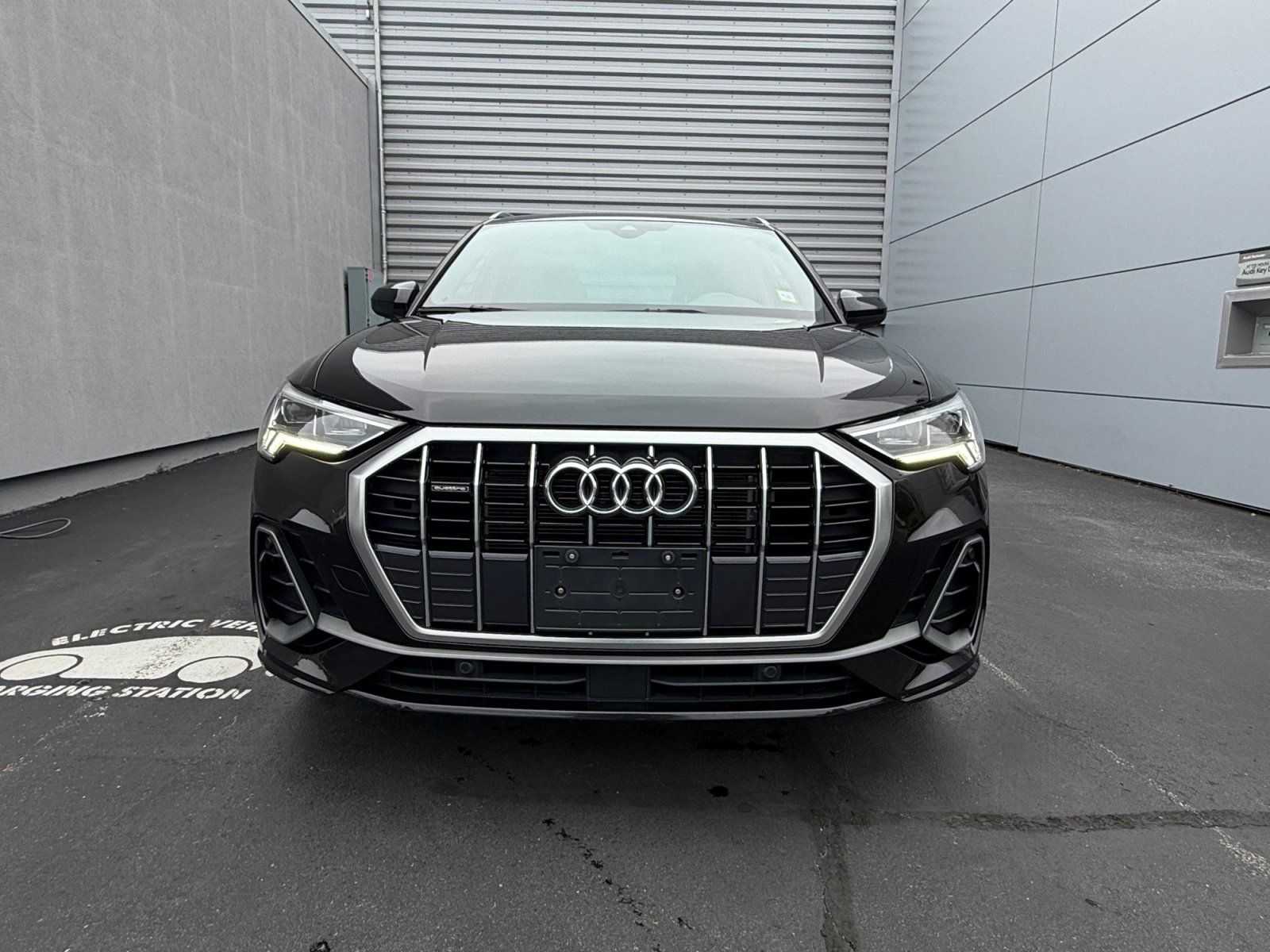 Used 2024 Audi Q3 2.0T Premium AWD/4WD image 6
