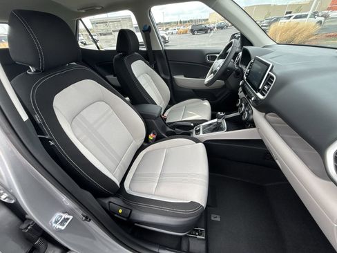 New 2026 Hyundai Venue SEL FWD image 24