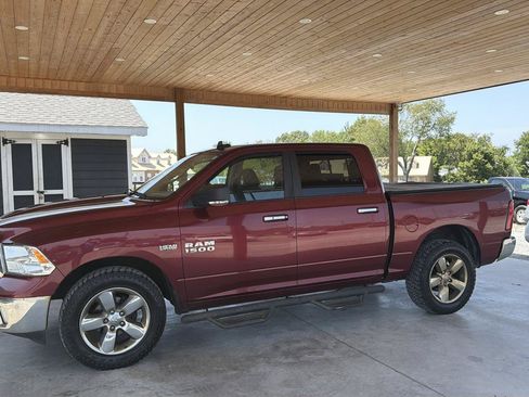 Used 2018 RAM 1500 Big Horn AWD/4WD image 3