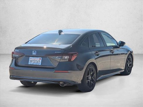 Used 2025 Honda Civic Sport image 5