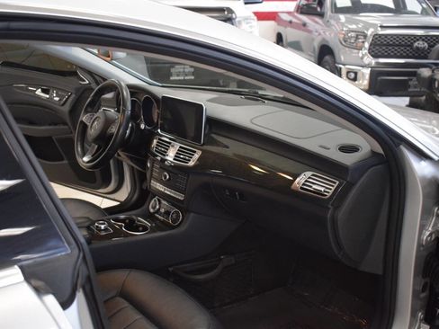 Used 2016 Mercedes-Benz CLS 400 CLS 400 4dr Sedan image 41